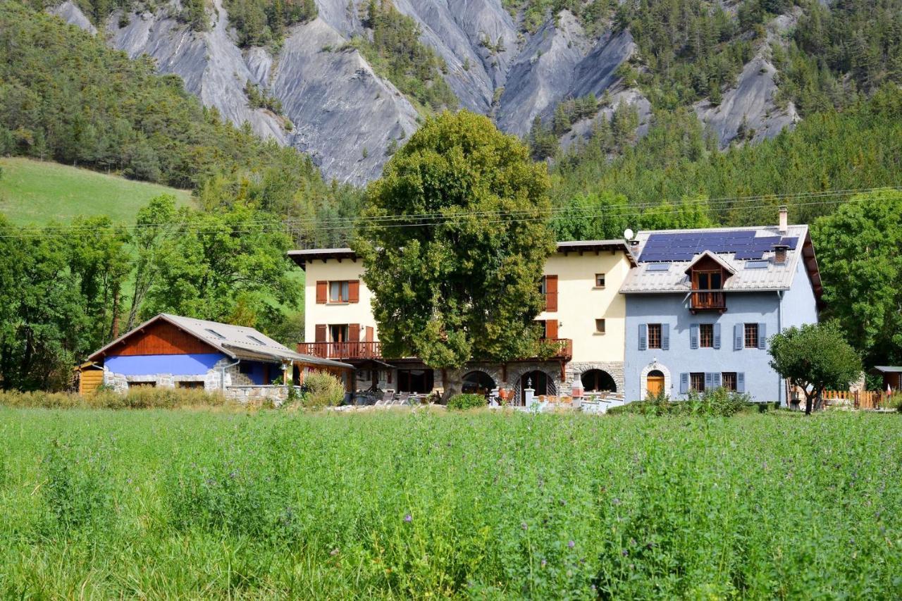 L'Escale En Ubaye Bed and Breakfast Saint-Pons  Εξωτερικό φωτογραφία