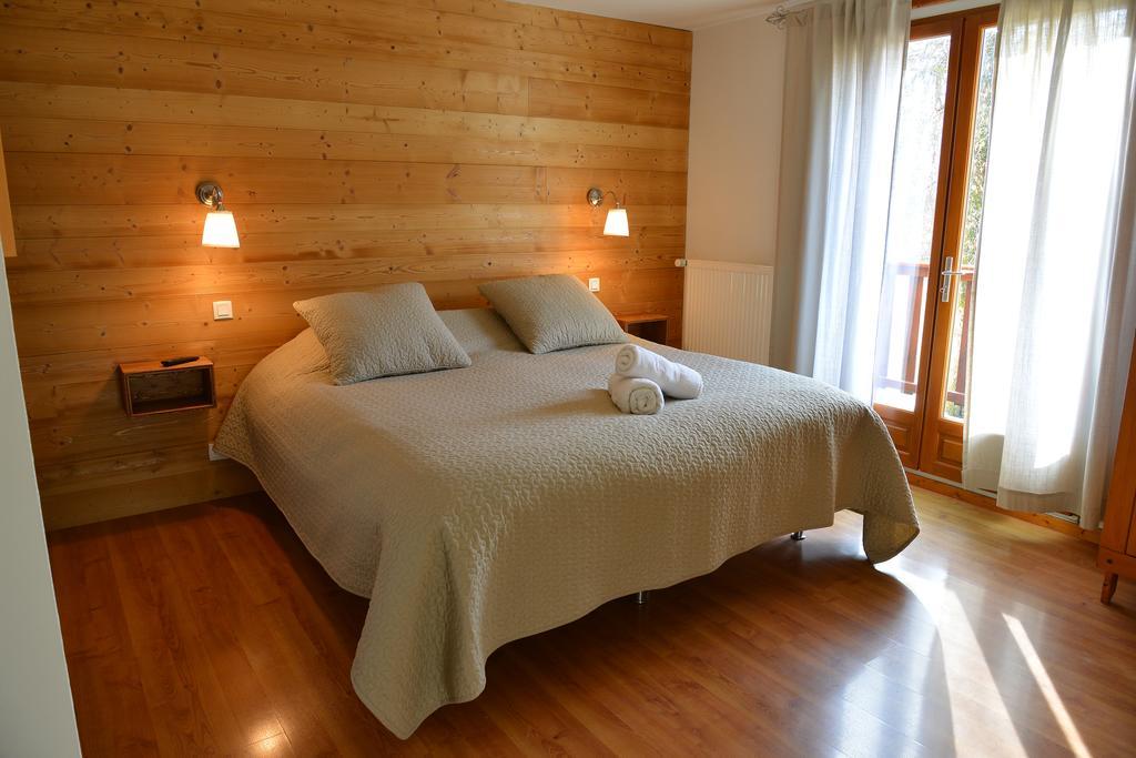 L'Escale En Ubaye Bed and Breakfast Saint-Pons  Εξωτερικό φωτογραφία