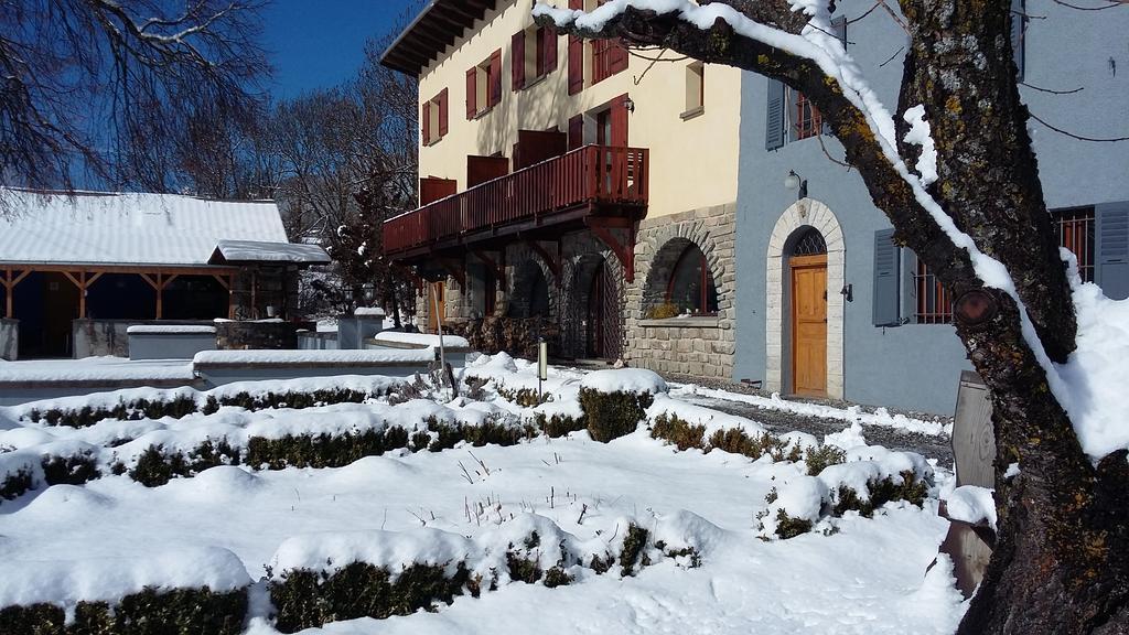 L'Escale En Ubaye Bed and Breakfast Saint-Pons  Εξωτερικό φωτογραφία
